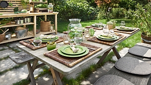 Açık Havada Yemek Yeme Keyfini Le Creuset Tamamlıyor