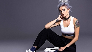 BUDAPEŞTE SOKAKLARINDA -5 DERECEDE KLİP!