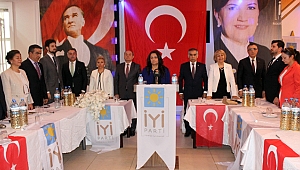 İYİ PARTİ, MİLLETVEKİLİ ADAY ADAYLARINI TANITTI!
