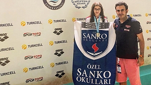 SANKO OKULLARI YÜZÜCÜSÜ BERİL ÖZTÜRK TÜRKİYE İKİNCİSİ OLDU