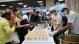 Zeytinburnu Belediyesi'nden İfrata Çorba İkramı