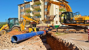 KASKİ’DEN PAZARCIK’TA HUMMALI ÇALIŞMA