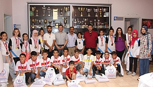 KÜÇÜK ERKEKLER HOKEY TAKIMIMIZ TÜRKİYE ŞAMPİYONU