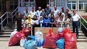 OKULLARDAN MAVİ KAPAK KAMPANYASINA TAM DESTEK