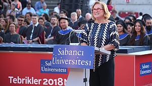 Sabancı Üniversitesi’nde mezuniyet coşkusu!