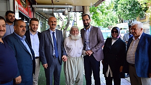 SEZAL, ESNAFLARA CUMHURBAŞKANLIĞI SİSTEMİNİ ANLATTI