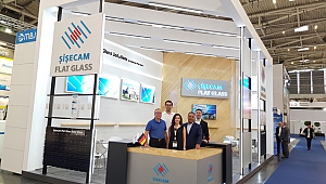 Şişecam Düzcam 'Intersolar Fuarı'nda Güneş Enerjisi Camlarını Tanıttı