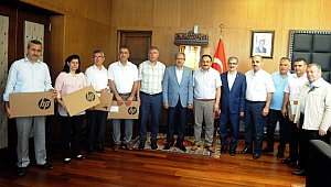 BÜYÜKŞEHİR’DEN 6 OKULA BİLGİSAYAR