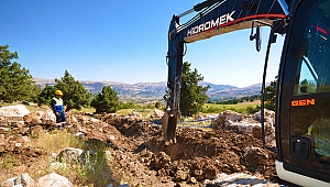 ZEYNEPUŞAĞI’NA KESİNTİSİZ İÇME SUYU