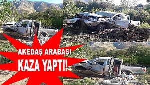 Akedaş Arabası Kaza Yaptı