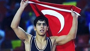 Büyükşehir’in Sporcuları Zirveye Oynuyor!