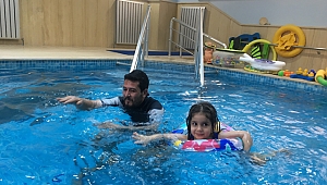 Fiziksel Engellerini Suda Aşıyorlar