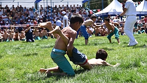 GÖKSUN 39. KARAKUCAK GÜREŞ FESTİVALİ REKORLA BAŞLADI