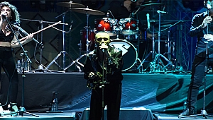 Mabel Matiz'den Ege Çıkarması