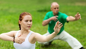 Şehrin Bunaltıcı Ortamından Tai Chi İle Uzaklaşıyorlar