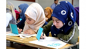 TRT World'ün Gençler İçin Gazetecilik Programı Son Sürat Devam Ediyor…