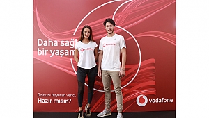 ÜNLÜ SİMALAR VODAFONE’UN MARATON KAMPINDA BULUŞTU