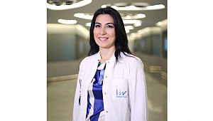 Yaz Gebeleri Ne Fazla Ne Eksik Beslenin, Bol Su İçin