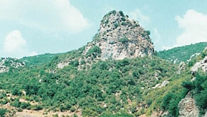 Alameşe (Babikli) Kalesi Nerede? Alameşe (Babikli) Kalesi Yol Tarifi