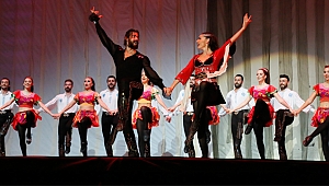 ANADOLU ATEŞİ, 60 MİLYON YILLIK TARİHTE İLK KEZ SAHNE ALDI