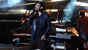 BURSA'DA KENAN DOĞULU RÜZGARI