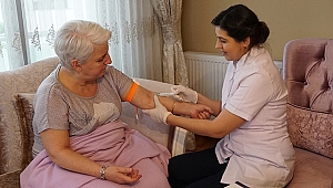 EVDE BAKIM MODELİ HUZUREVİ İHTİYACINI DÜŞÜRECEK