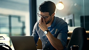 FAZLA STRES VÜCUDU YORUYOR