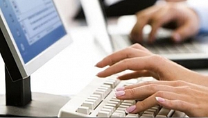 Günde Ortalama 7 Saatimiz Bilgisayar Başında Geçiyor