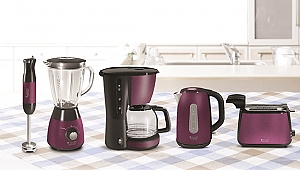 Hotpoint'in yeni küçük ev aletleri serisiyle hayal gücünün rengi mor mutfaklarda