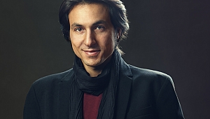 Türk Halk Müziği Sanatçısı ve oyuncu Emirhan Kartal