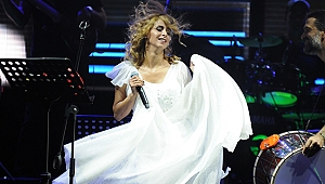 ÜNSAL: YENİ ŞARKILAR YOLDA