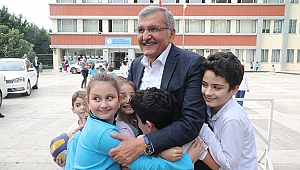 5 Bin Minik El Temizlikte