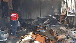 Adana'da ev yangını