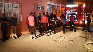 Ayrıldığı eşinin fotoğrafını ateşe verirken evini yaktı