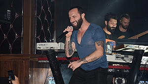 BERKAY YILDIZ TİLBE'Yİ YERE GÖĞE SIĞDIRAMADI