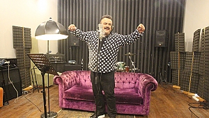 BÜLENT SERTTAŞ “ÇAKALLARLA DANS 5” SİNEMA FİLMİ İÇİN STÜDYOYA GİRDİ..