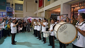 BÜYÜKŞEHİR BANDOSU’NDAN SÜRPRİZ KONSER