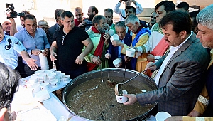 Büyükşehir Belediyesinden Afşin'de aşure ikramı