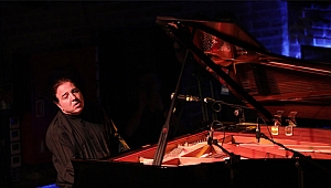 İSTANBUL’DA FAZIL SAY RÜZGARI ESTİ…