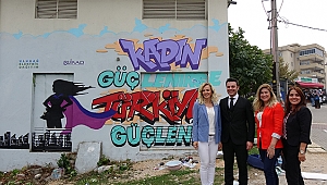 KADININ İŞ HAYATINDAKİ ROLÜ TRAFOLARA İŞLENDİ 