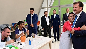 Kahramanmaraş’ta Engelsiz Sanat Kursları Devam Ediyor