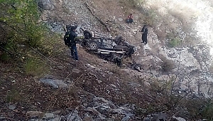 Kahramanmaraş'ta kamyonet uçuruma devrildi: 1 ölü