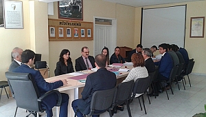 Kaymakam Alpaslan, okul müdürleriyle bir araya geldi