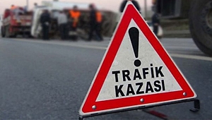 otomobil yayalara çarptı: 3 yaralı