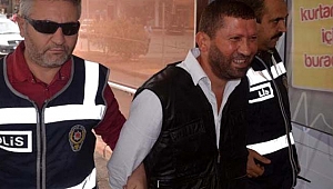 Parmak İzinden Yakalanan Şüpheli Cezaevine Gülerek Gitti