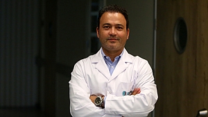 Tenis yaralanmalarını esneyerek önleyin!