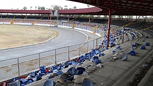 Tevfik Sırrı Gür Stadı yıkılıyor