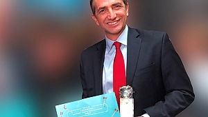 VODAFONE TÜRKİYE, KRİSTAL ELMA’DA YARATICILIĞI EN ÇOK DESTEKLEYEN REKLAMVEREN SEÇİLDİ