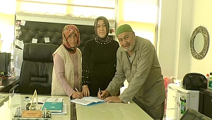 Yaşlı çift, evini huzurevine bağışladı