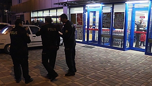 Adana'da marketten silahlı gasp iddiası